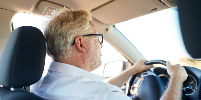 edad maxima para alquiler un coche