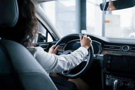 edad maxima para alquilar un coche